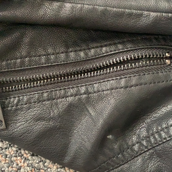 Leather jacket - Picture 4 of 4